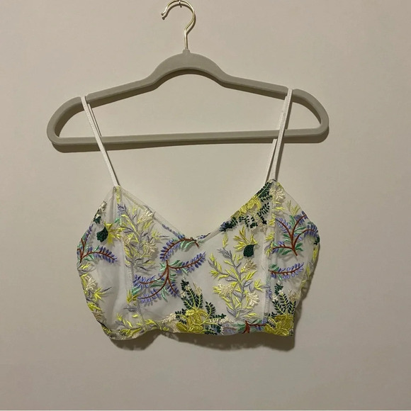 Urban Outfitters Floral Mesh Crop Top Medium - Picture 2 of 9